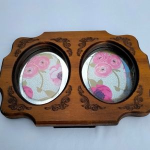 Double picture frame